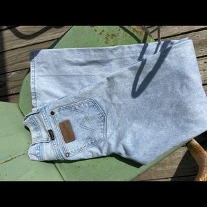 stonewashed wrangler jeans!!!